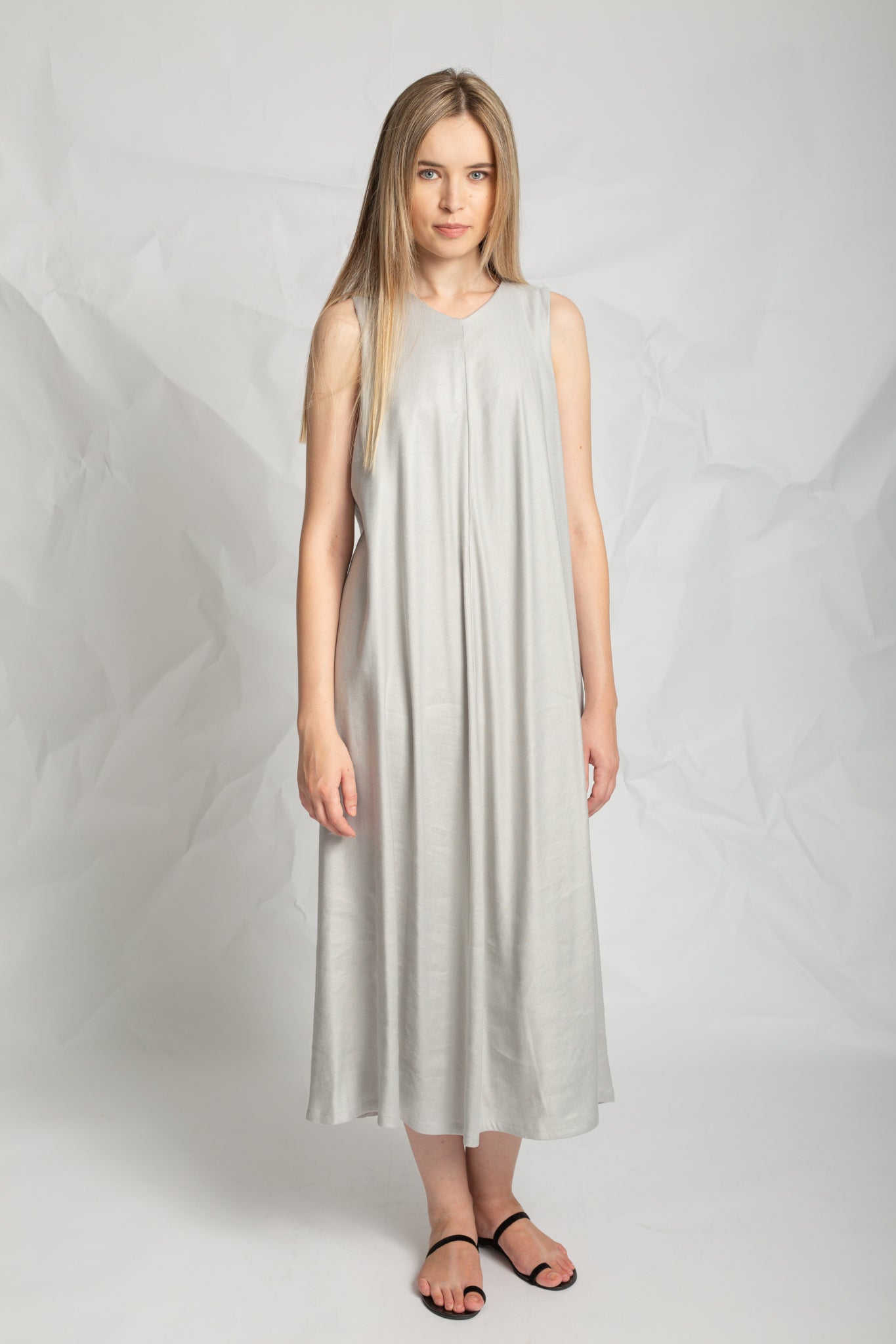 Long dress in linen mix R866