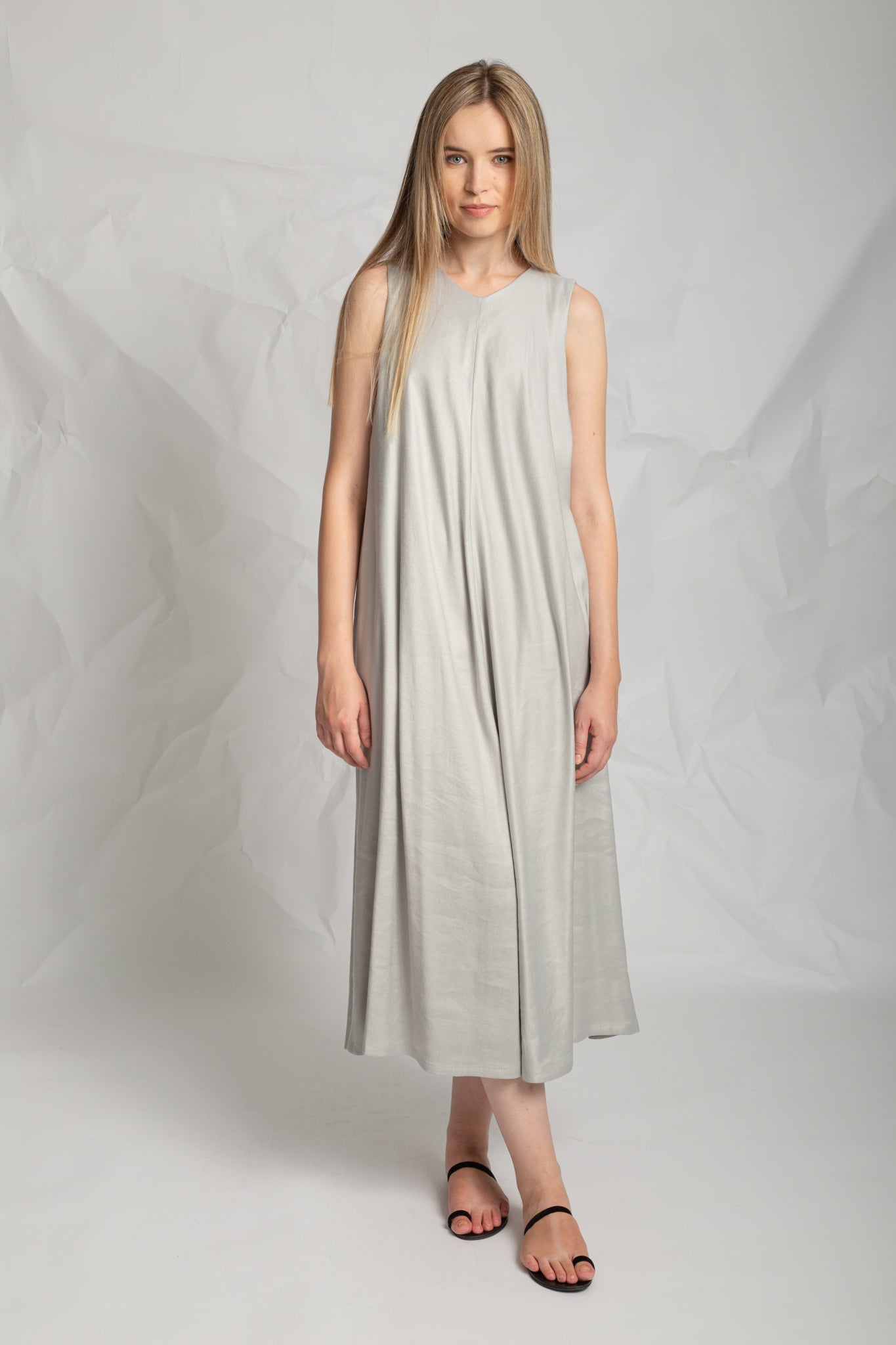 Long dress in linen mix R866