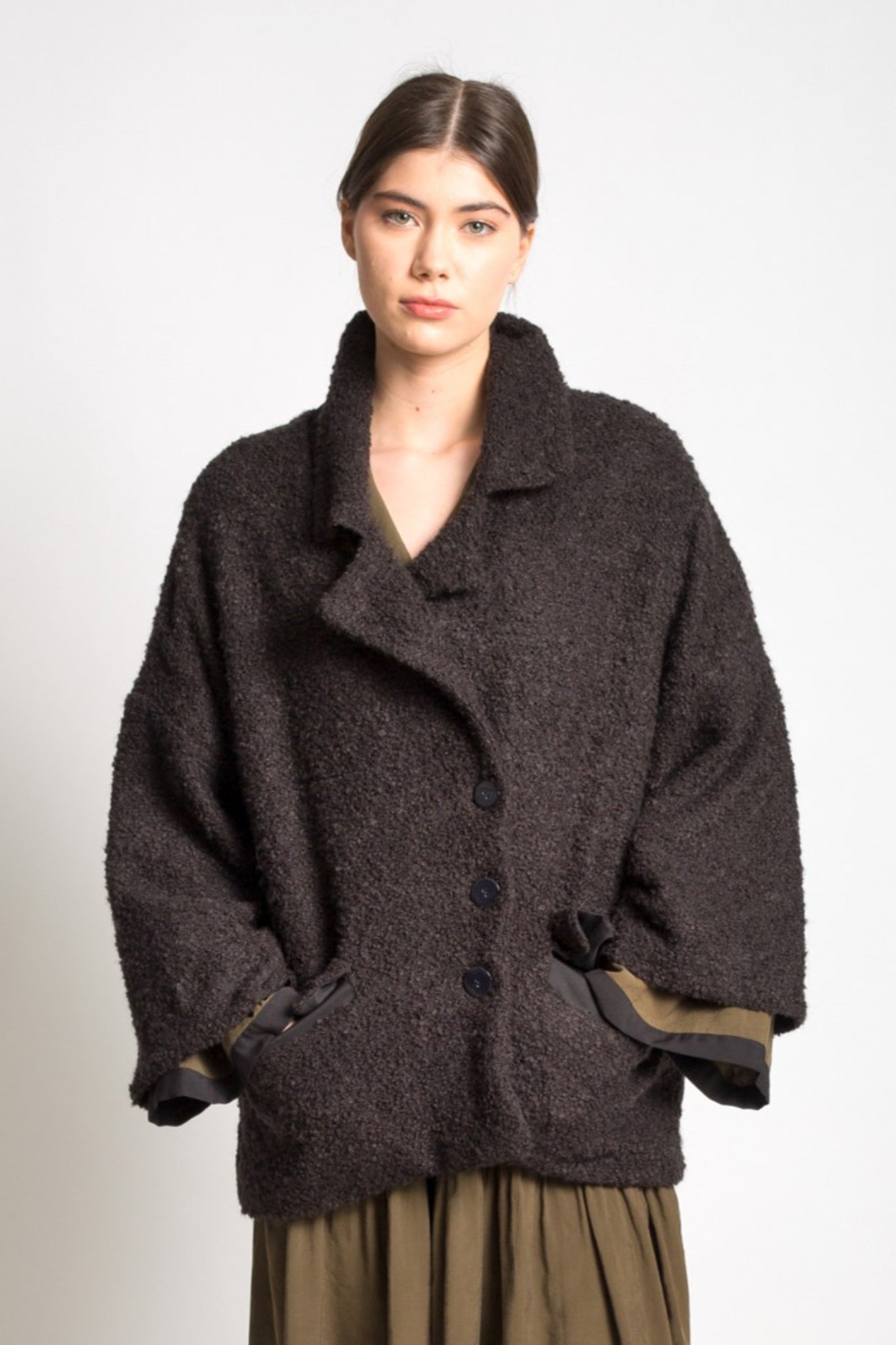 Mid-length jacket V484 in bouclé fabric